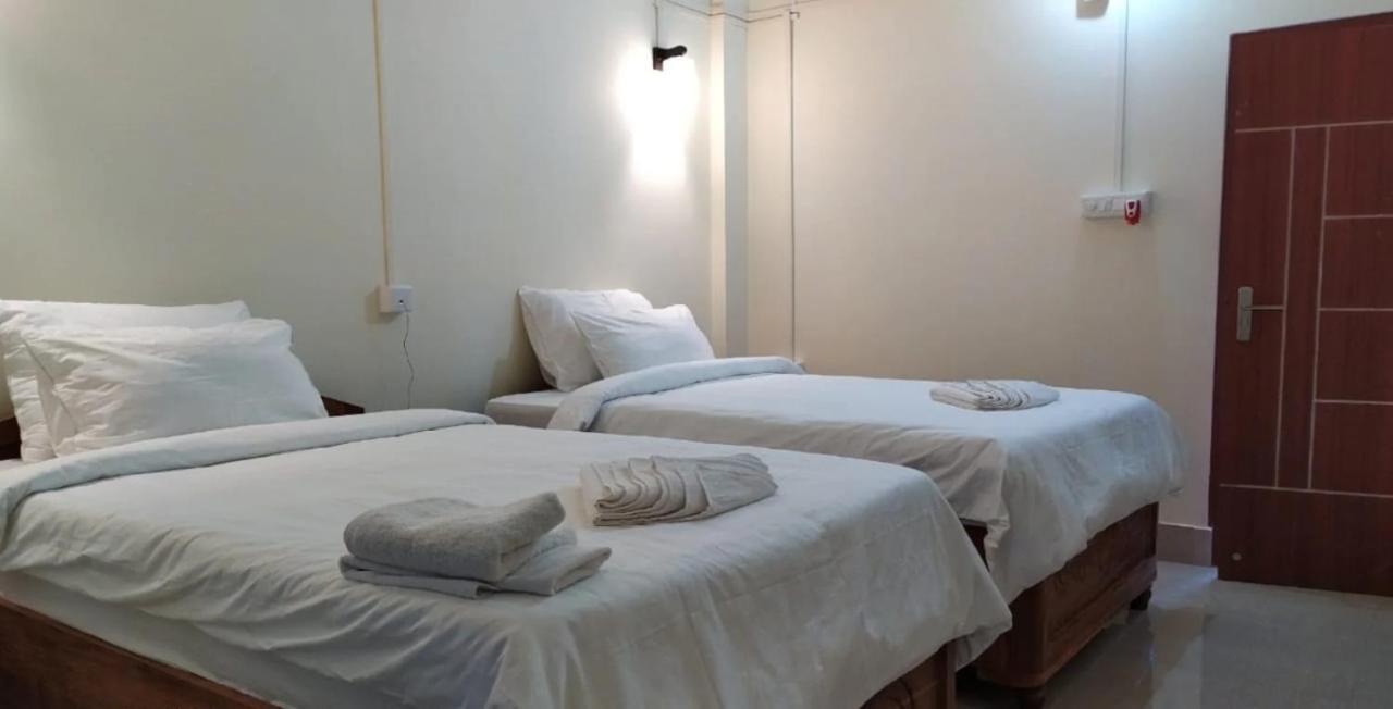 Hotel Shoolin Wood Hatikhuli エクステリア 写真